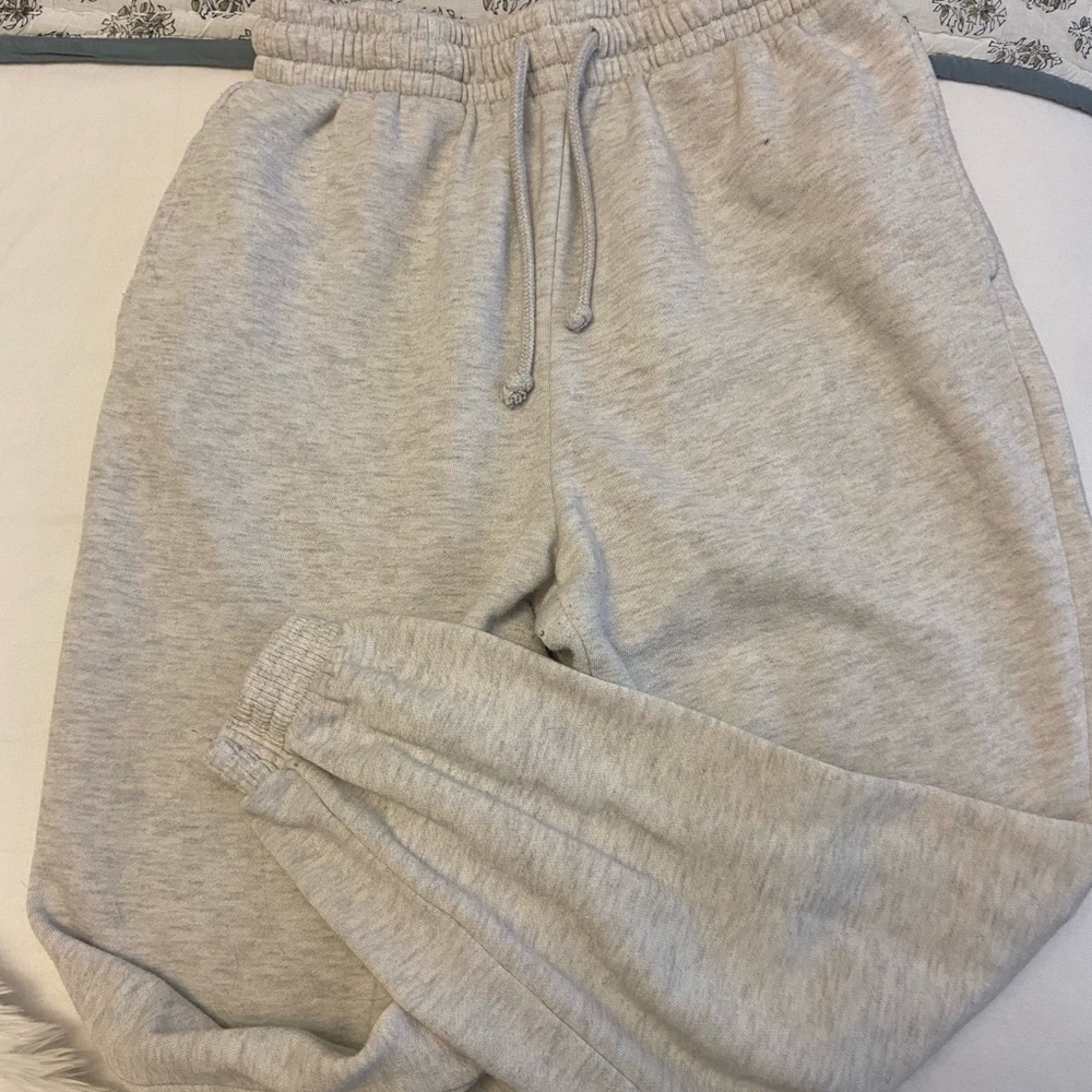 Topshop womens sweatpants in size 4-6